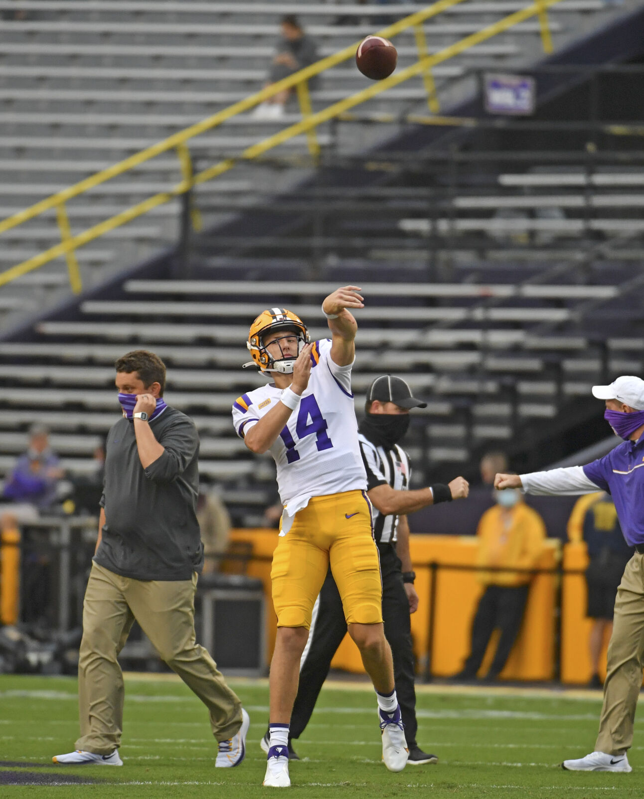 BR.lsucarolina.102520 HS 703.JPG